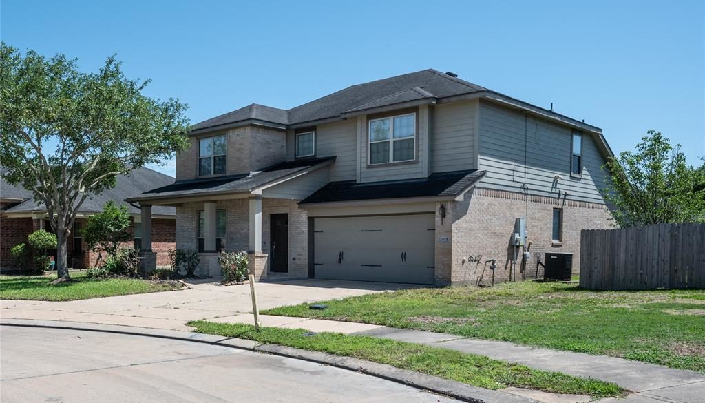 2019 Lansing Cove Dr, Fresno, TX 77545