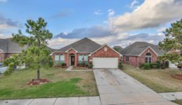 402 Arbor Green Ln, Rosenberg, TX 77469